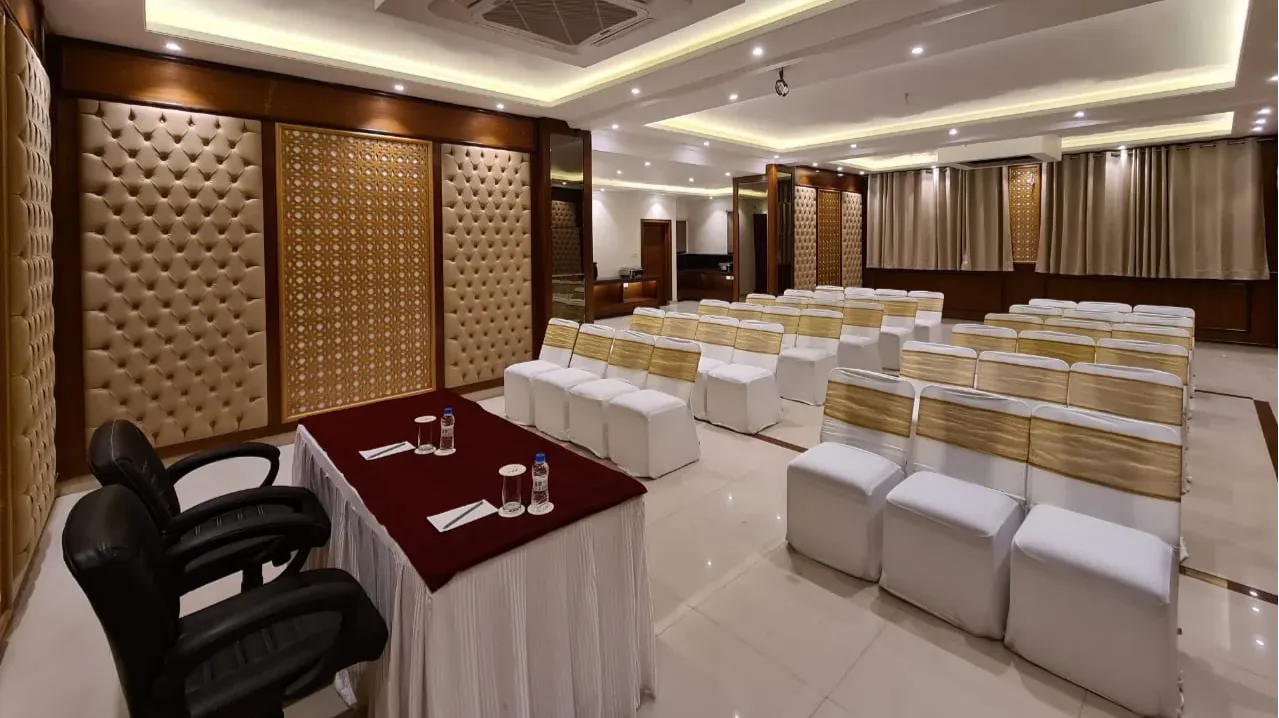 Conference and Banquet Hall — gallery